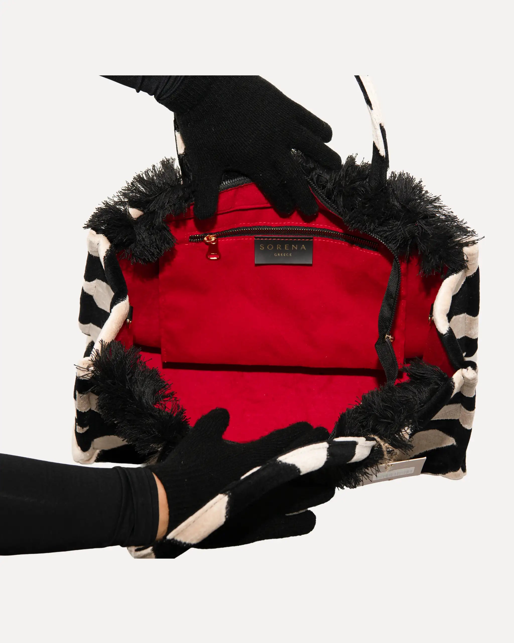 Innenansicht der Sorena Greece Large Tote Bag – geräumiger Stauraum für Alltag und Büro, ideale shopper bag mit mediterraner Herkunft, handgemachte tasche aus griechenland bestellen.