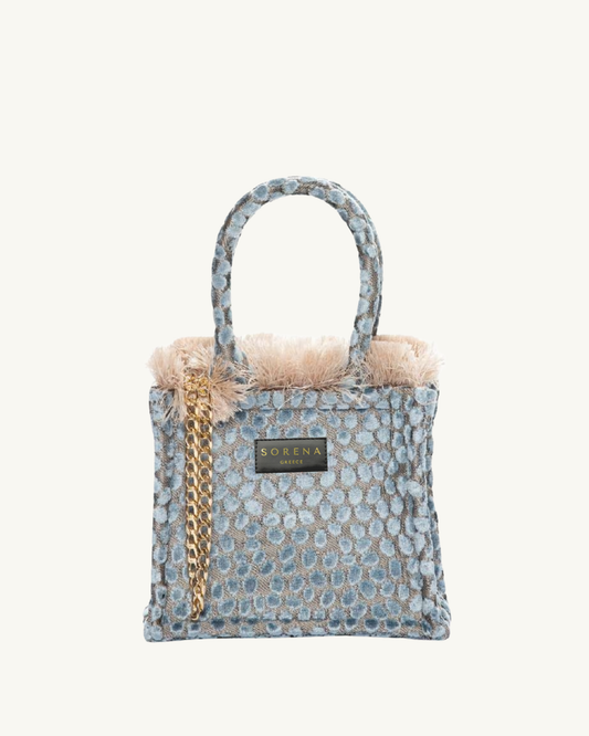 Handgemachte SORENA Mini-Tasche CYCLADES mit maritimem Muster in Hellblau-Gold – sommerliches Design exklusiv bei SIMORA, Frontansicht