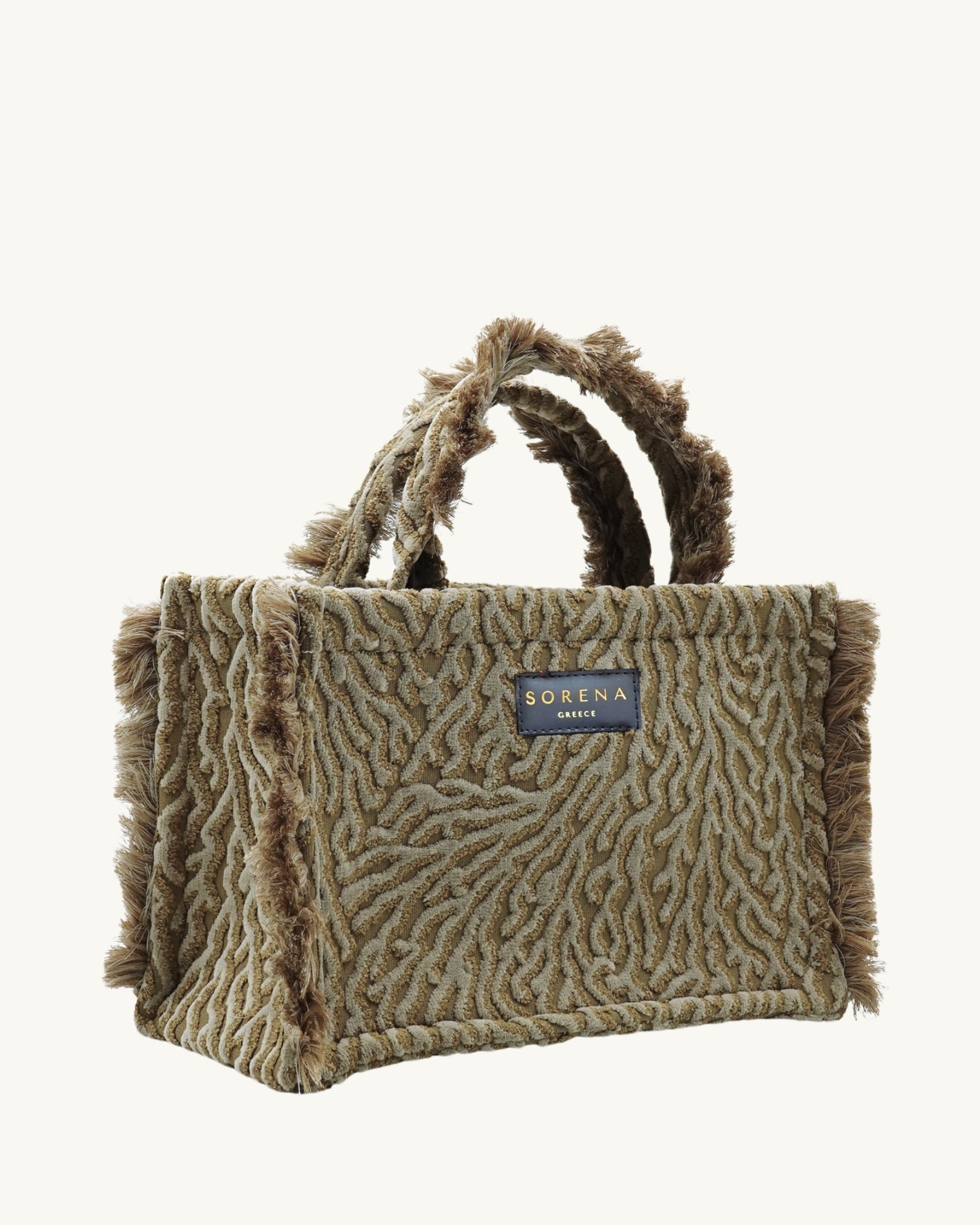 BOHINA MELENIA Tasche seitlich rechts – nachhaltiger Shopper mit Tiefe und reliefartiger Textur