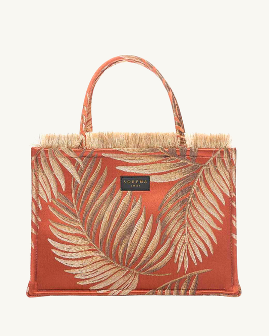 FTERA Shopper frontal – strukturierte Oberfläche mit Palmenprint, Fransen & stabile Form, handgefertigt in Griechenland
