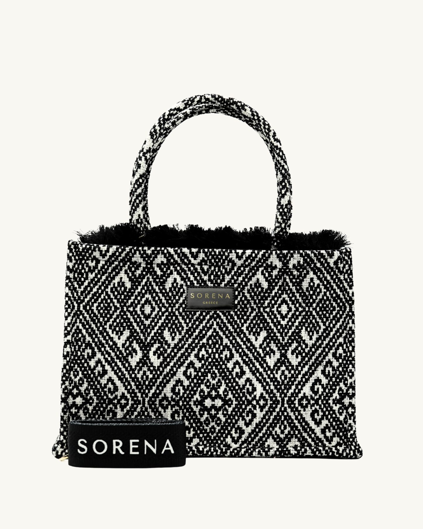 Frontansicht der SORENA ROXANI Shopper – handgemacht aus veganem Material mit strukturierter Textur und grafischem Muster in Schwarz-Weiß, nachhaltig produziert für Frauen mit Stil und Charakter.