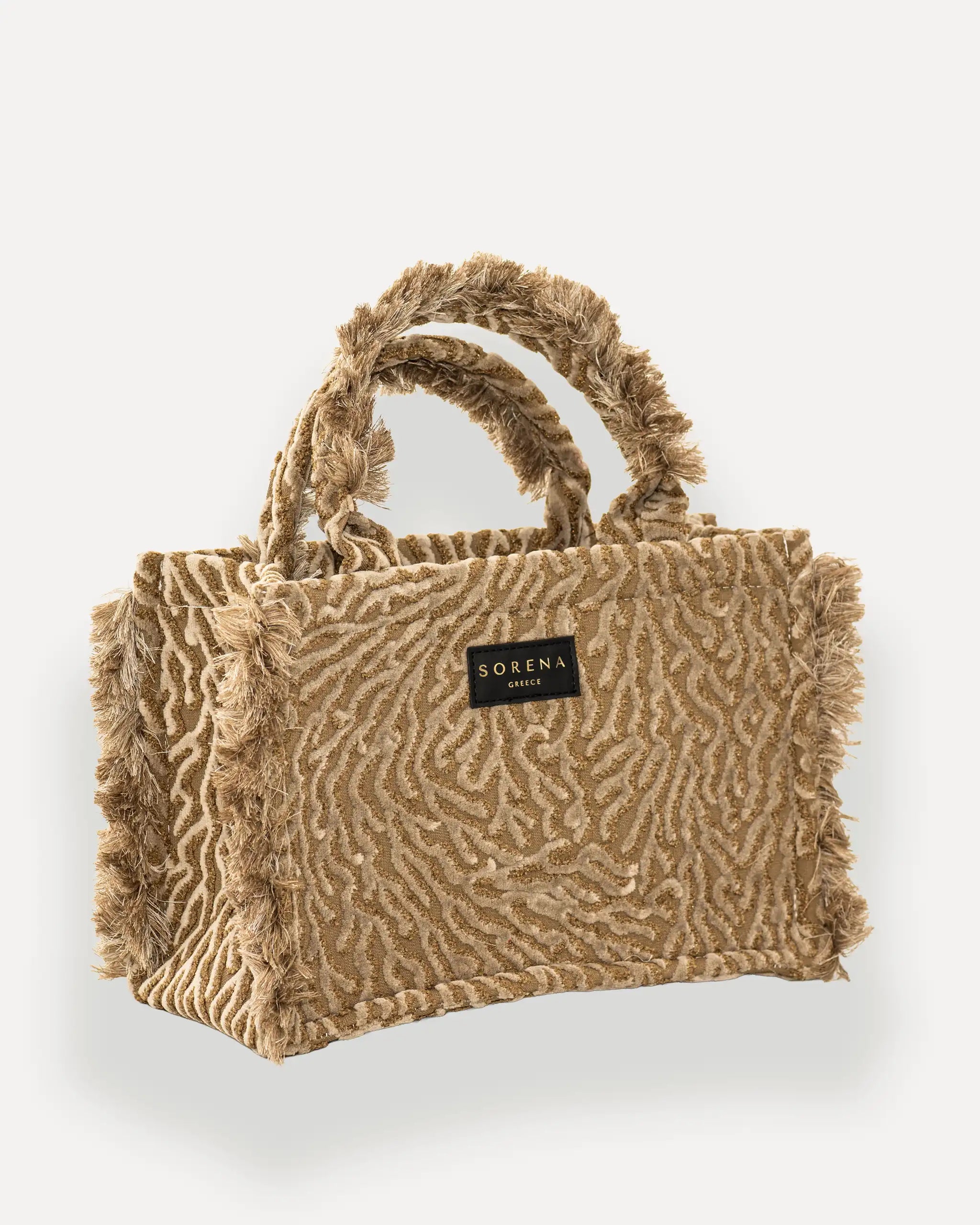 Seitenansicht rechts der SORENA tote bag mit Reissverschluss – elegante shopper tasche für Damen, ideal für Business, City Looks und Alltag. Premium Accessoire mit Charakter.