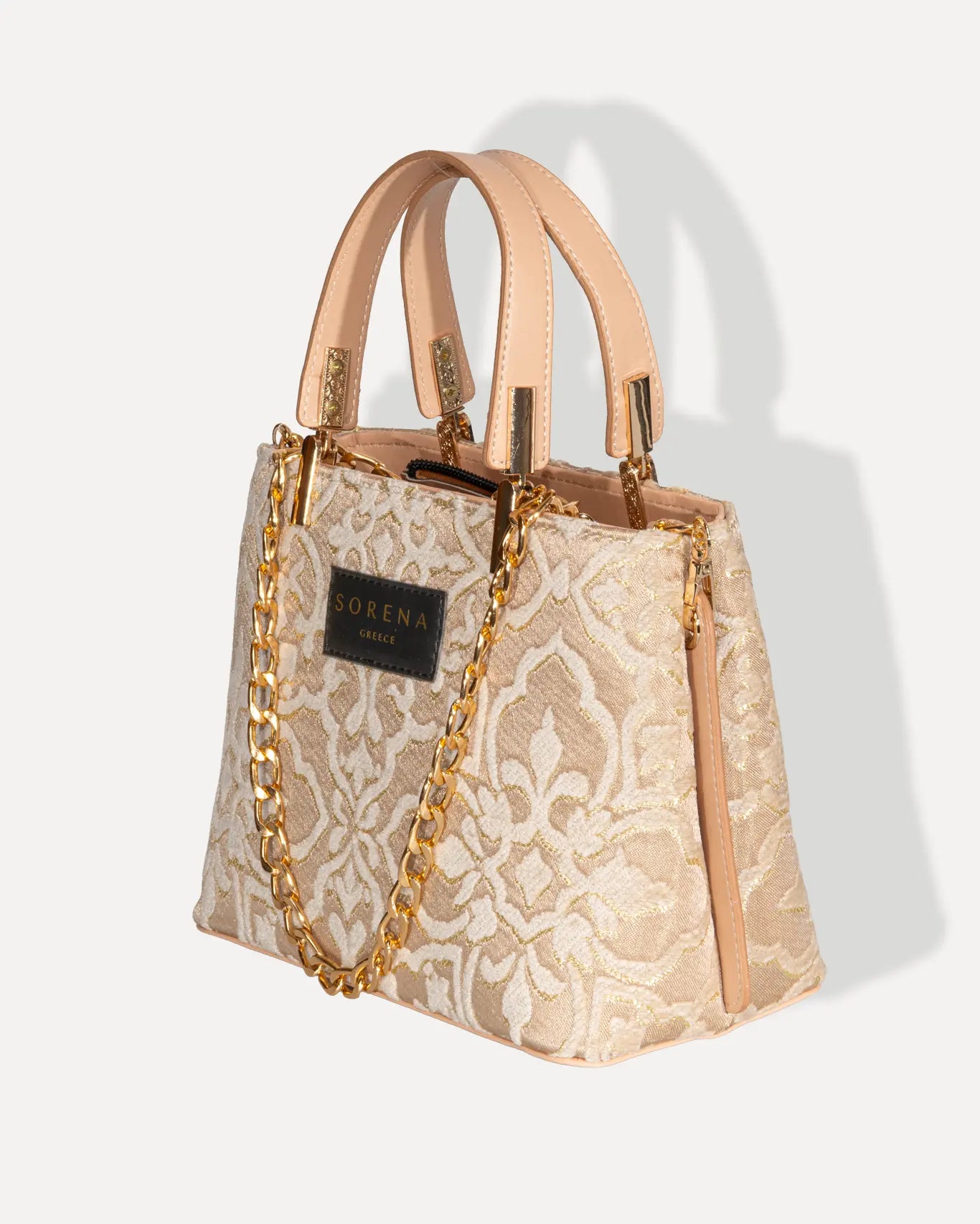 Linke Seite Galleria Bag Theros Edition Sorena Greece, strukturiertes Gewebe goldfarbene Kettenapplikation Abendtasche