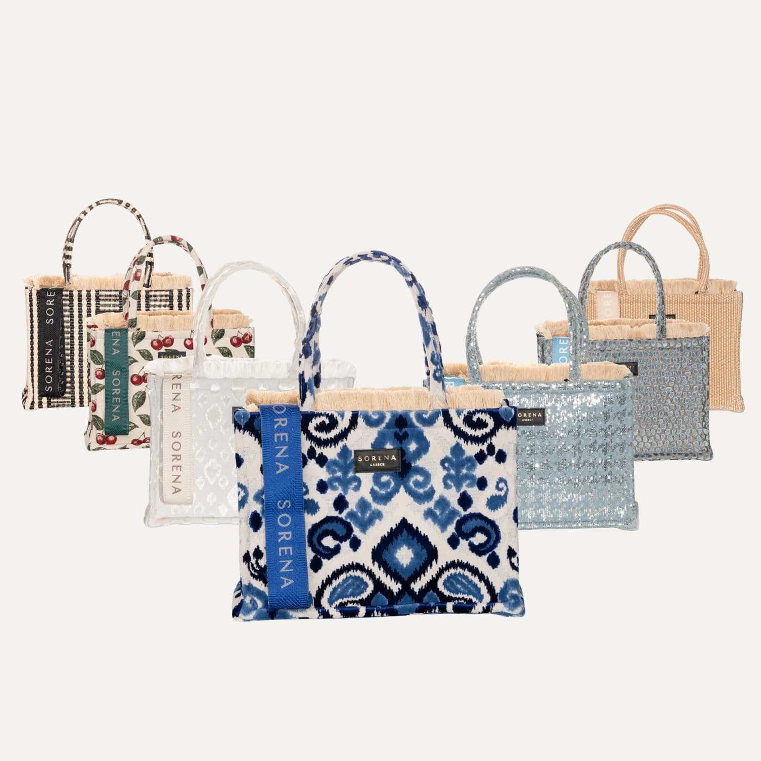 Sorena Greece handgefertigte Medium Tote Bags 36x26cm vegane Shopper aus Griechenland in diversen Farben und Materialien, Jacquard Samt Bouclé Canvas, nachhaltige Damentaschen mit rotem Samtfutter und Sorena Umhängegurt, SIMORA Schweiz