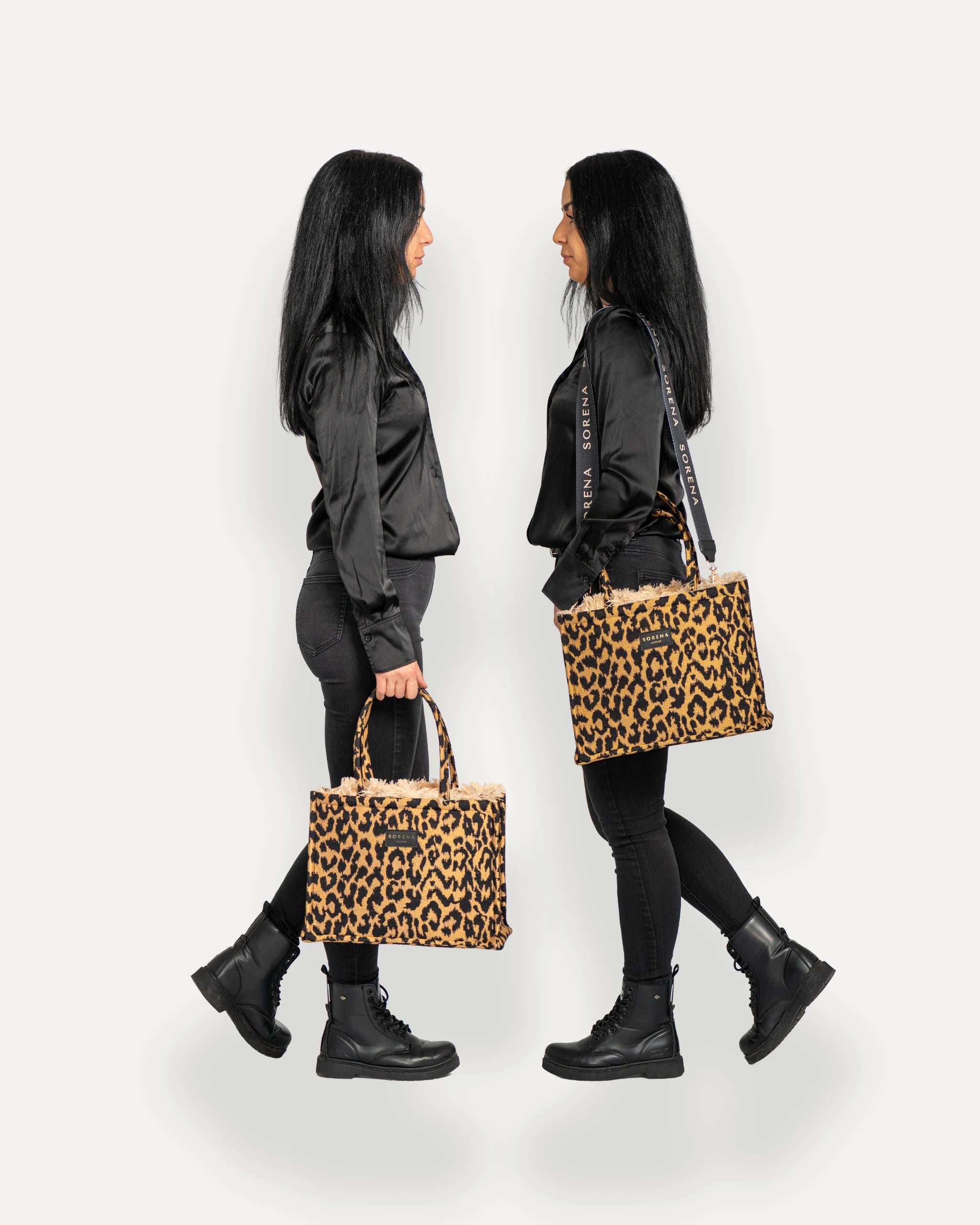 Sorena Greece Tote Bag in zentraler Pose – große tote bag mit Label und Branding, perfekte gelbe handtasche mit Leopard-Print für Dinner & City, sorena greece bag kaufen schweiz.