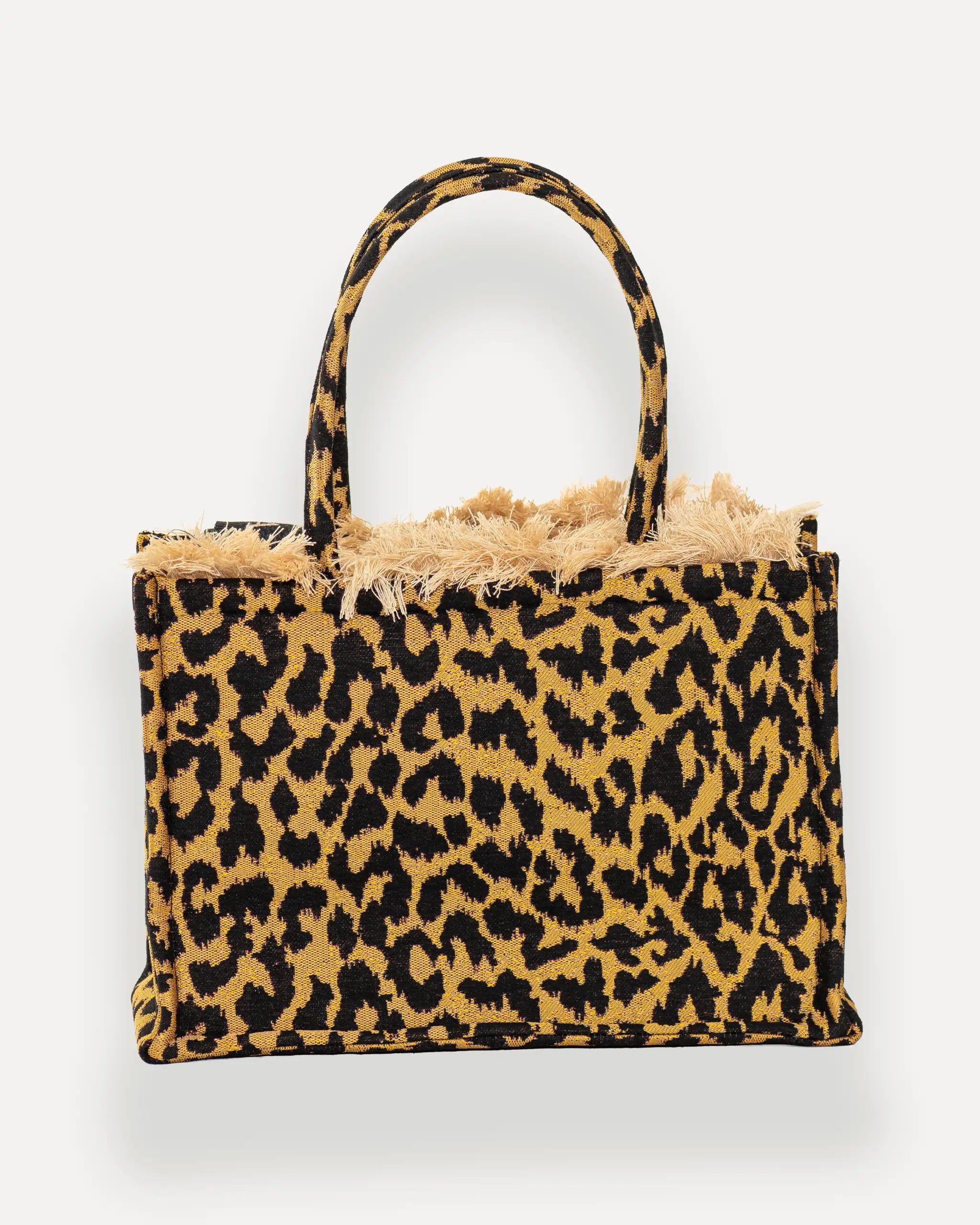 Rückansicht der Sorena Greece Medium Tote Bag – tote bag mit gelbem Leopard-Print und Fransen, elegante shopper bag für Damen, bags schweiz mit mediterranem Flair.