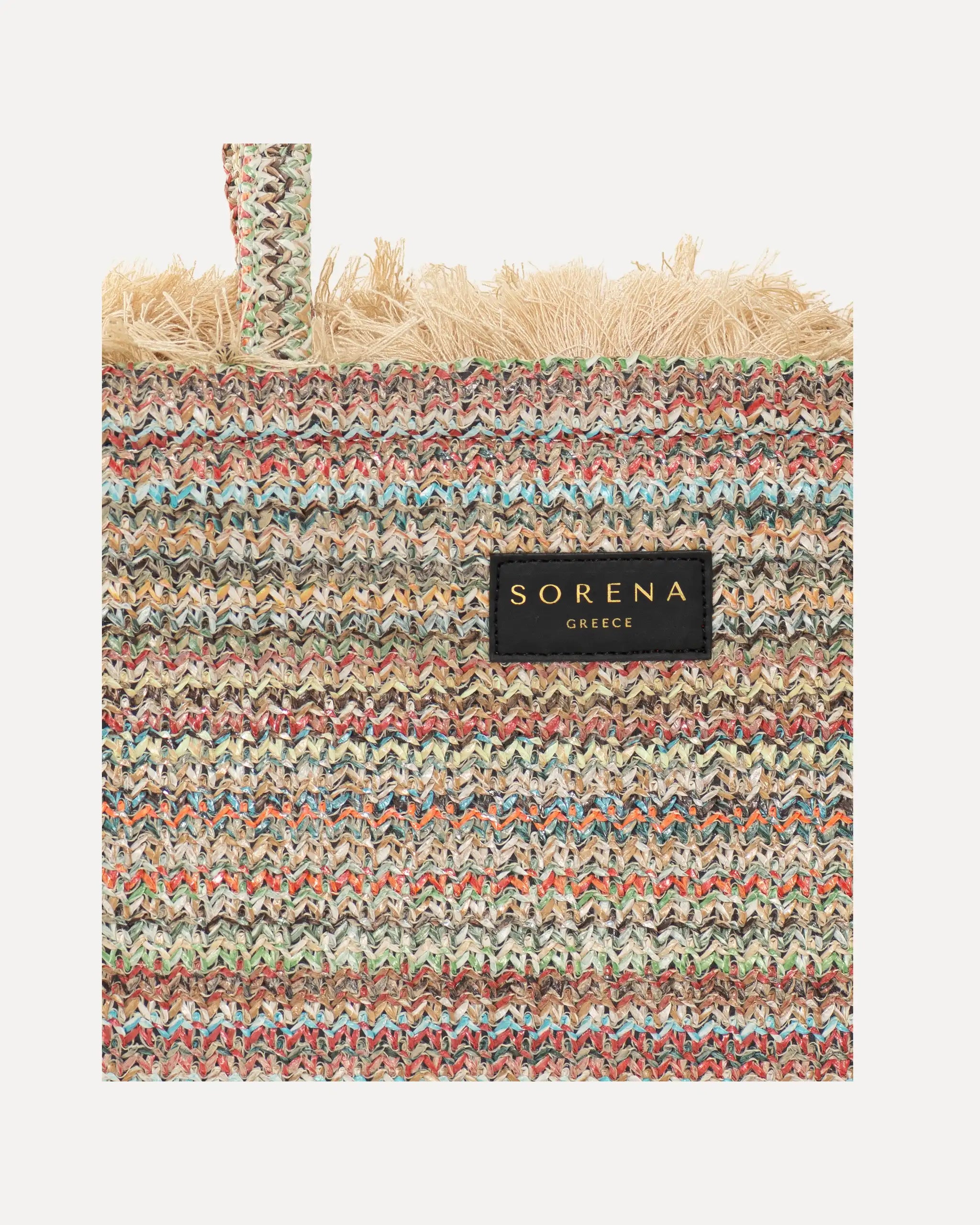 Detailansicht der Sorena Greece Tote Bag – strukturierte Oberfläche, Label „SORENA GREECE“, vertikales Band mit Branding, perfekte tote bag für Business & Freizeit, handtaschen damen mit Statement.