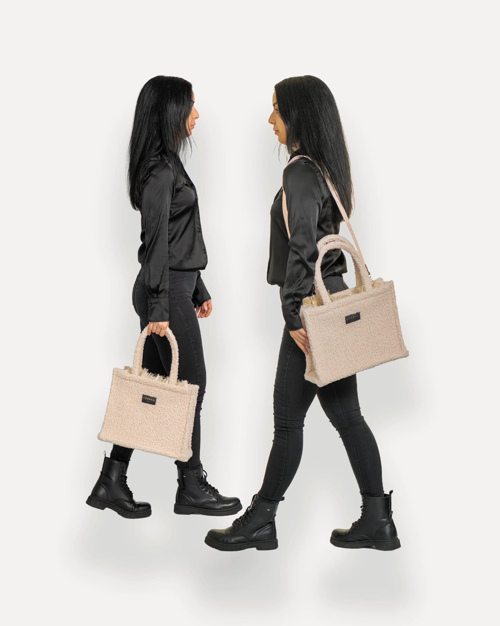 Sorena Greece Tote Bag in zentraler Pose – große tote bag mit Label und Branding, perfekte kuschelige handtasche für Dinner & City, sorena greece bag kaufen schweiz.